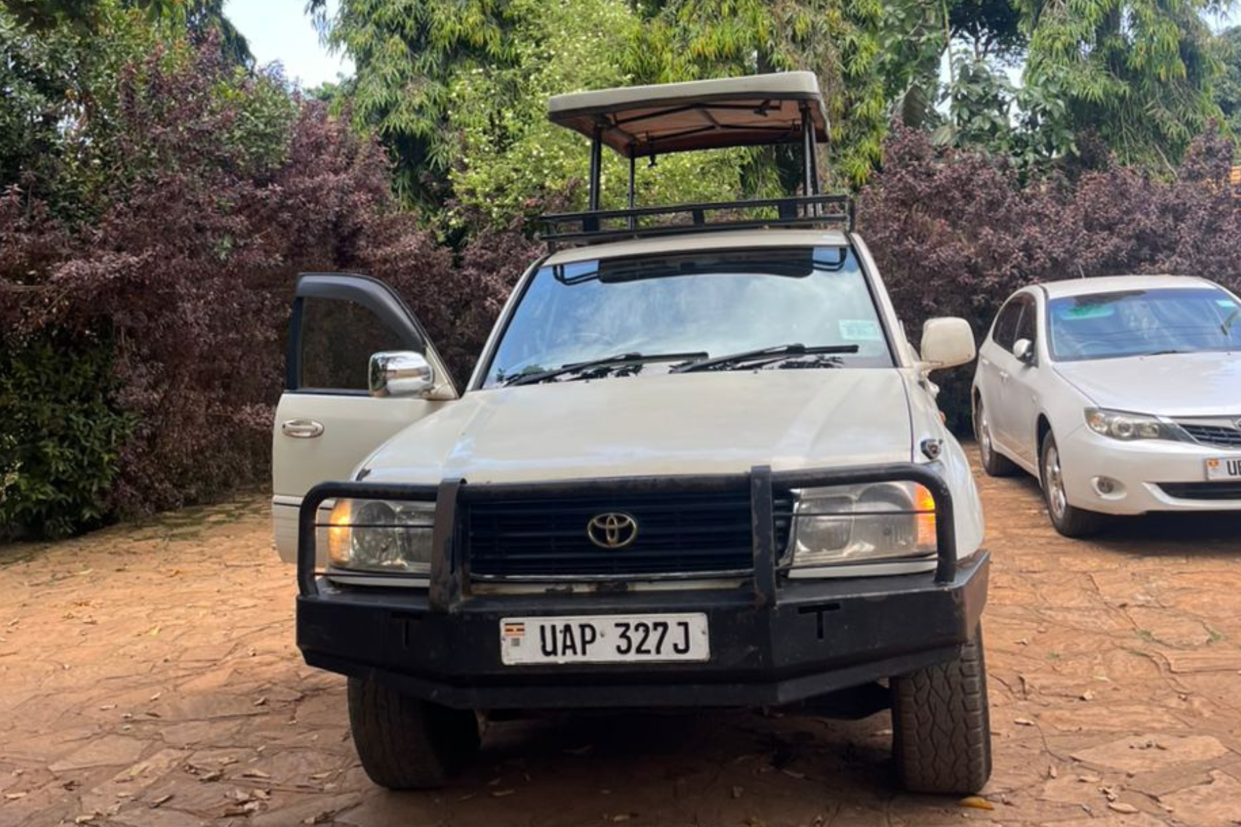 Best Uganda Self Drive - Land Cruiser V8