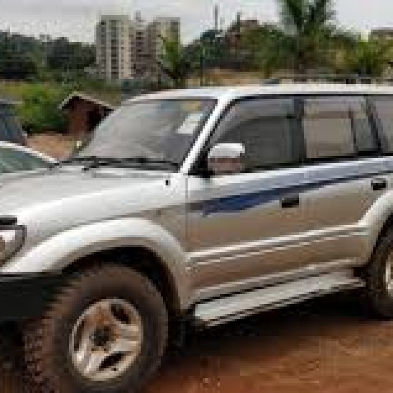 car hire Uganda from Germany